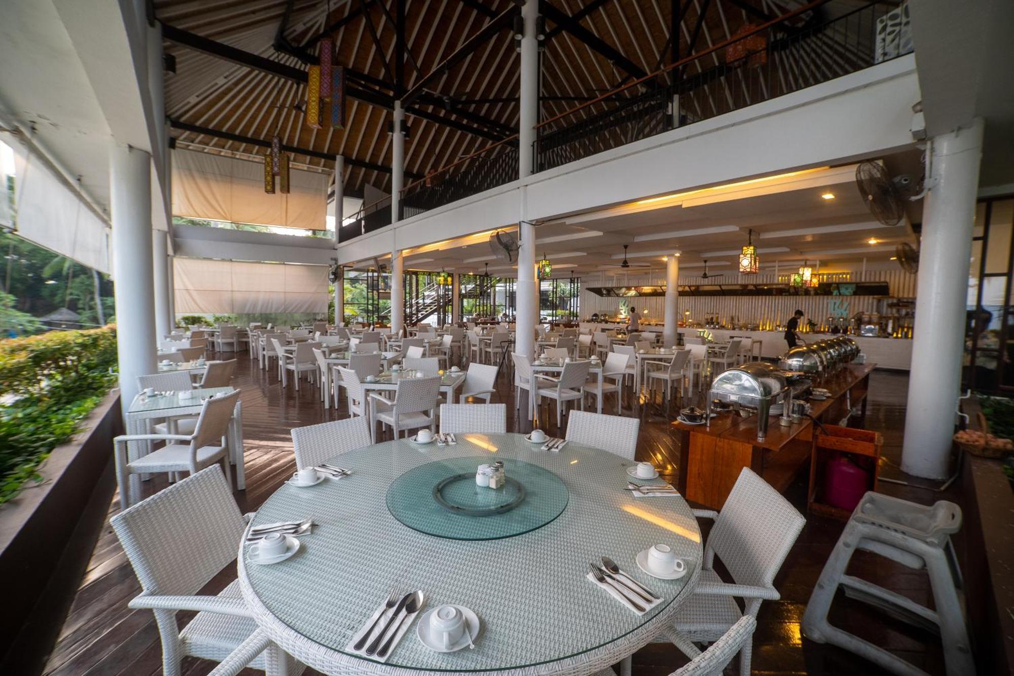 Turi Beach Resort Nongsa Ngoại thất bức ảnh